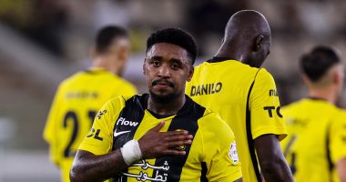 الاتحاد يواجه الفتح والأهلي يصطدم بالخلود في قمة الجولة الرابعة للدوري السعودي