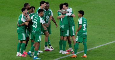 الأهلي يواجه الخلود في الدوري السعودي بقيادة إيفان توني لتعزيز رصيده النقطي