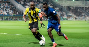 التعادل السلبي يخيم على مواجهة الفتح والاتحاد في دوري روشن السعودي