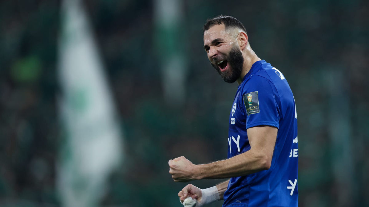 نادي الهلال السعودي ينهي تعاقده رسمياً مع المهاجم الفرنسي كريم بنزيما