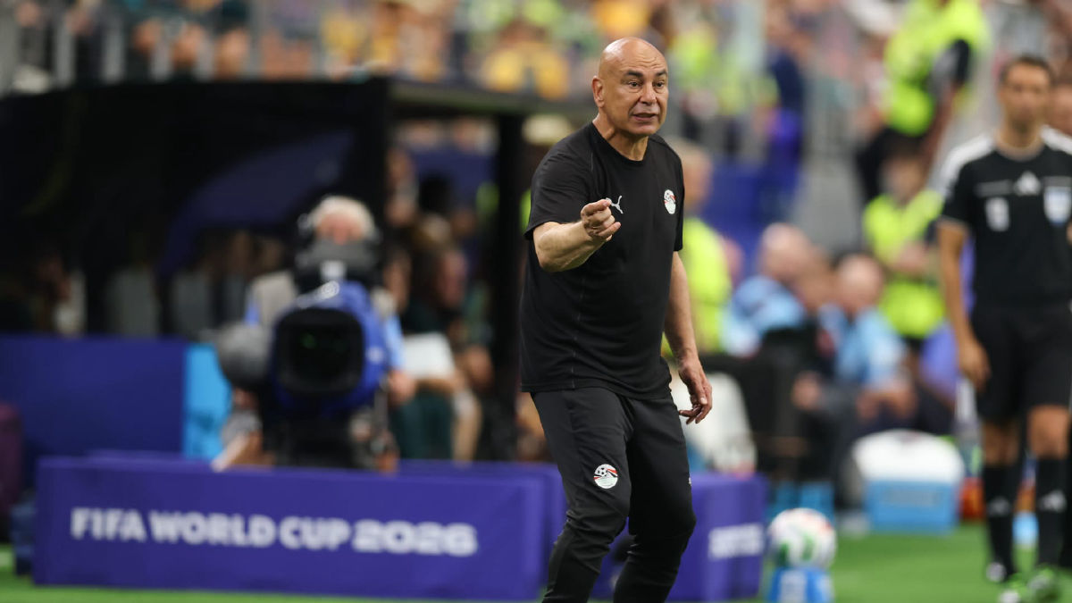 الاتحاد المصري لكرة القدم يعلن رسمياً تمديد تعاقده مع المدرب حسام حسن